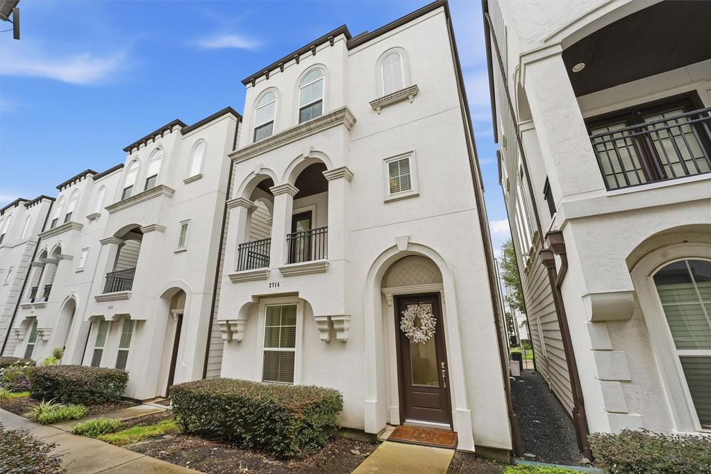 2714 Freund Street, Houston, TX 77003