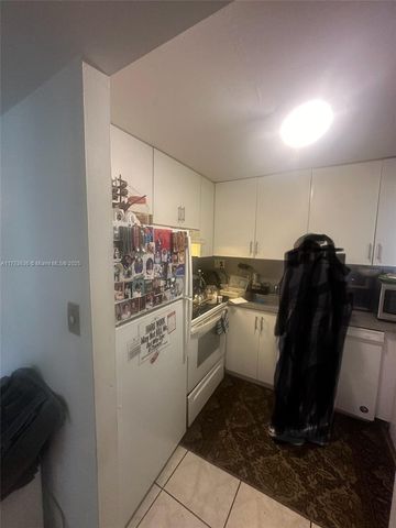 5851 Washington St 84, Hollywood, FL 33121