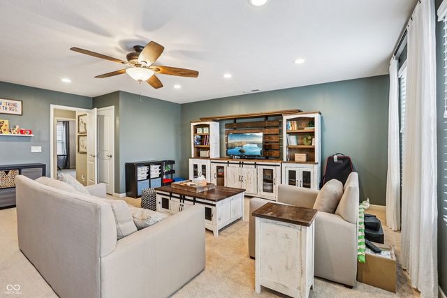 5473 Crowley Parkway, Whitestown, IN 46075