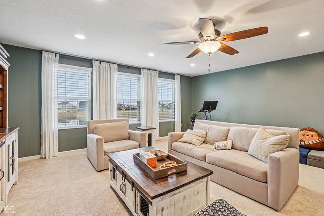 5473 Crowley Parkway, Whitestown, IN 46075