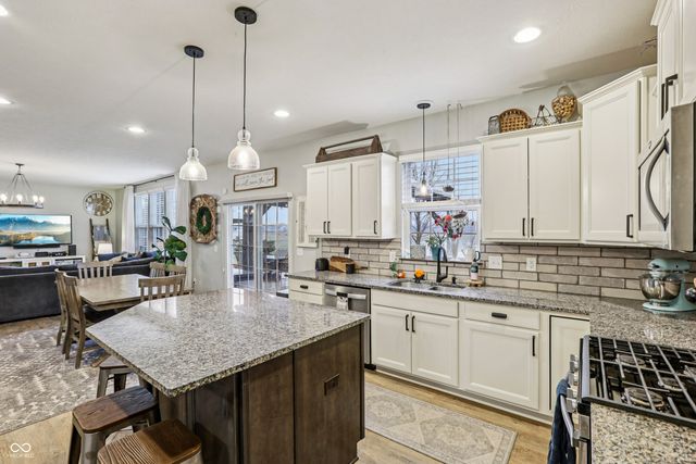 5473 Crowley Parkway, Whitestown, IN 46075