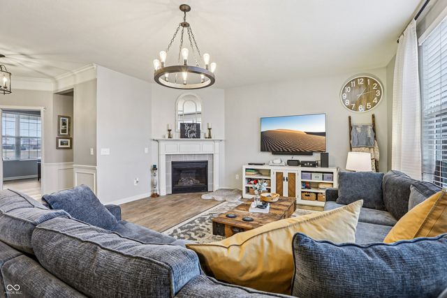 5473 Crowley Parkway, Whitestown, IN 46075