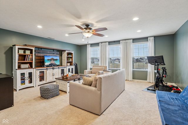 5473 Crowley Parkway, Whitestown, IN 46075