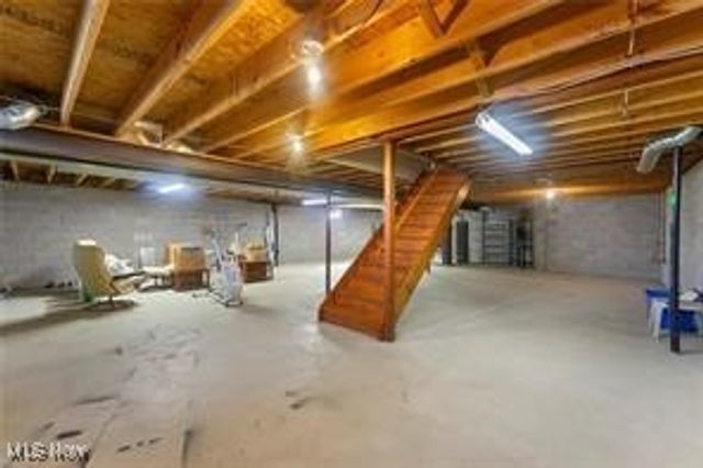 603 S Raccoon Road 9, Austintown, OH 44515