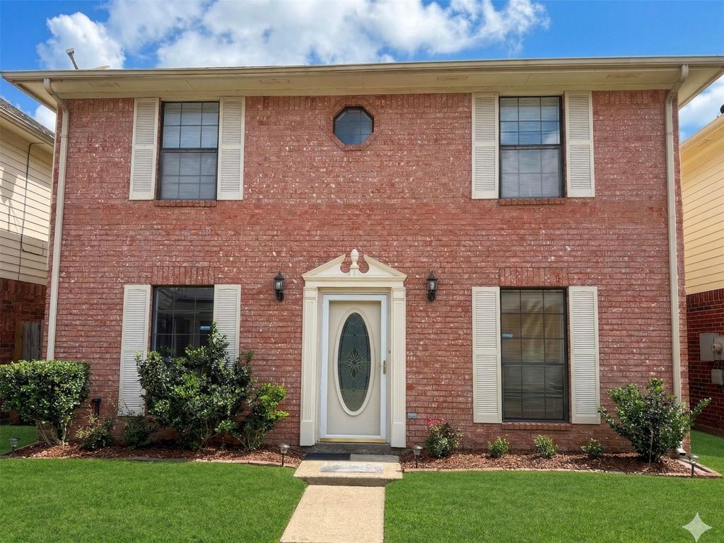 13834 Trumpetvine Street, Houston, TX 77083