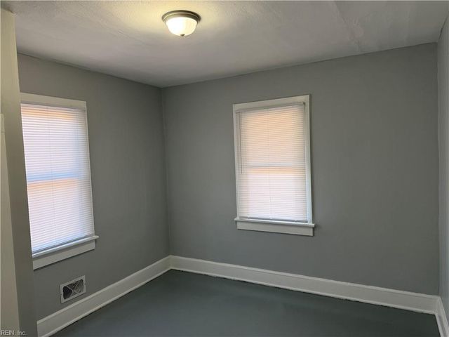 2137 E Ocean View AVE A, Norfolk, VA 23518