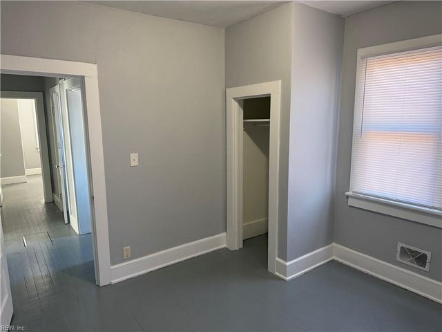 2137 E Ocean View AVE A, Norfolk, VA 23518