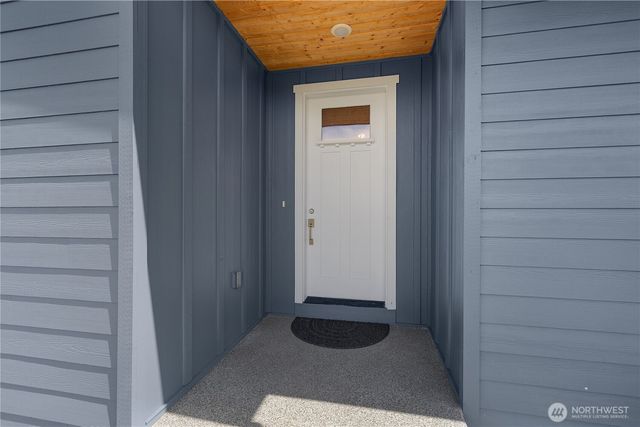 903 Cody Street SE, Rainier, WA 98576