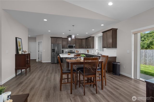 903 Cody Street SE, Rainier, WA 98576