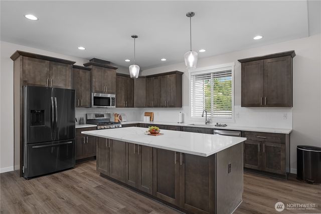 903 Cody Street SE, Rainier, WA 98576