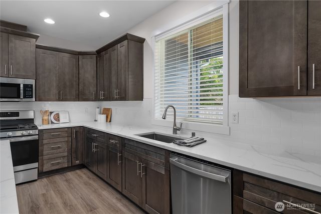 903 Cody Street SE, Rainier, WA 98576