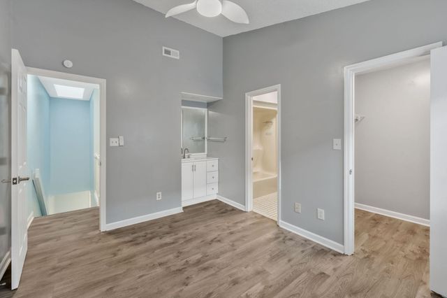 401 10th Ave S Apt A1, Myrtle Beach, SC 29577