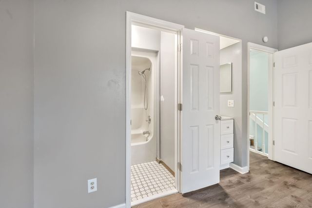 401 10th Ave S Apt A1, Myrtle Beach, SC 29577