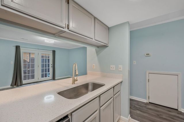 401 10th Ave S Apt A1, Myrtle Beach, SC 29577