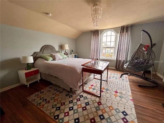 9883 NW 17TH ROAD, Gainesville, FL 32606