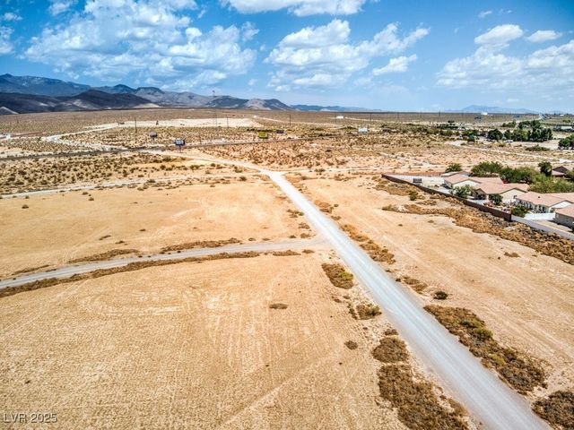 5991 East Crazyhorse Street, Pahrump, NV 89061