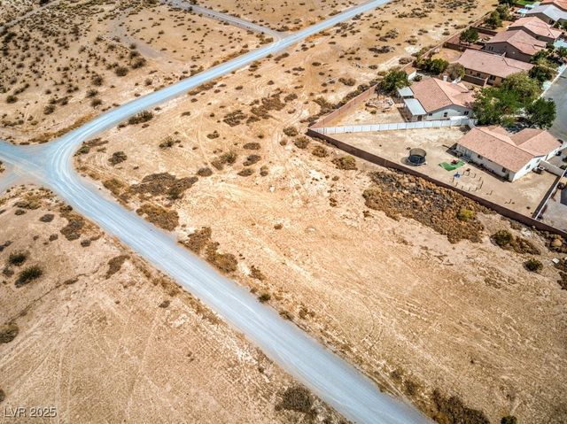 5991 East Crazyhorse Street, Pahrump, NV 89061