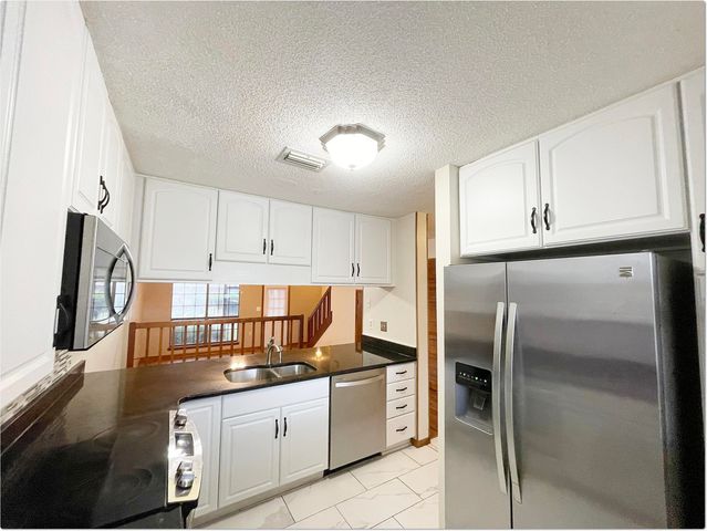 225 Carmel Drive, UNIT 21, Fort Walton Beach, FL 32547