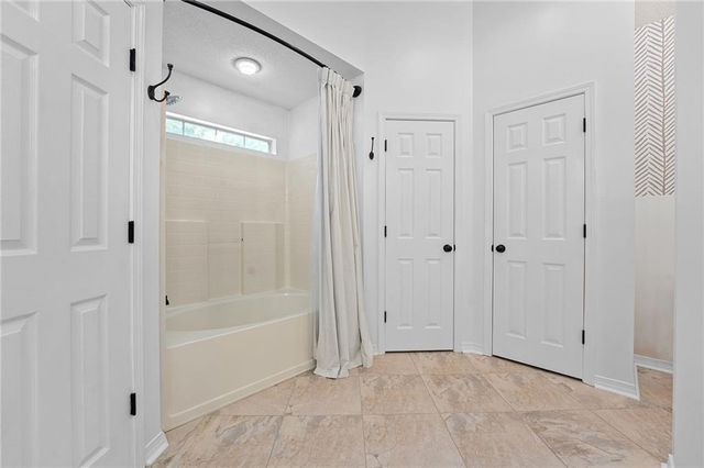 836 Willow Pointe Drive E, Mobile, AL 36695