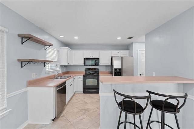 836 Willow Pointe Drive E, Mobile, AL 36695