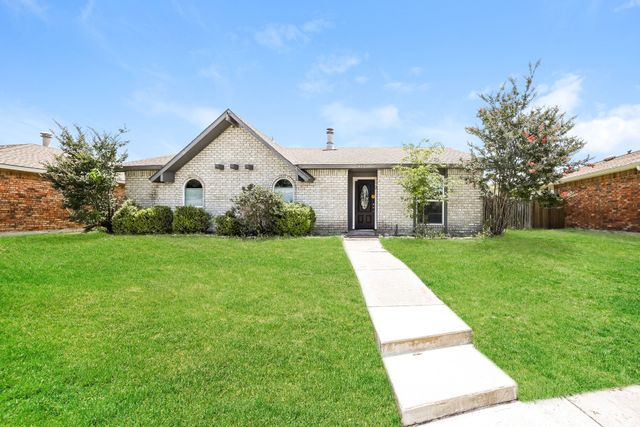 8910 MIAMI Drive, Rowlett, TX 75088