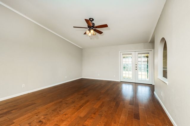 8910 MIAMI Drive, Rowlett, TX 75088