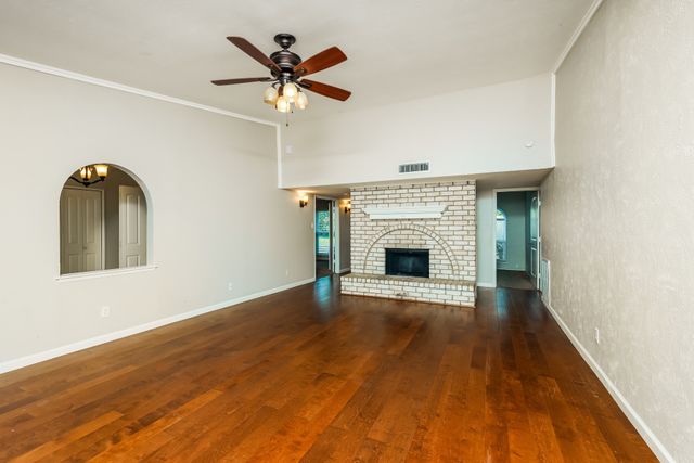 8910 MIAMI Drive, Rowlett, TX 75088