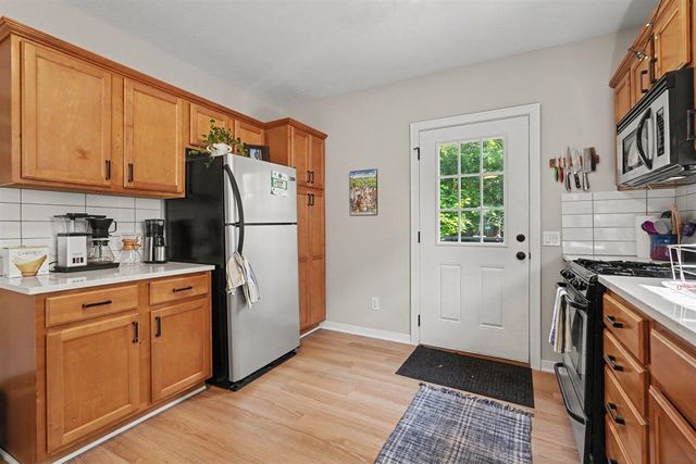 939 Sigsbee Street, Grand Rapids, MI 49506