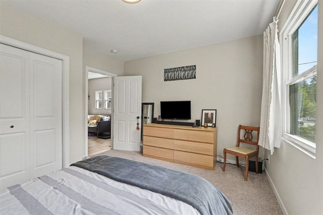 939 Sigsbee Street, Grand Rapids, MI 49506
