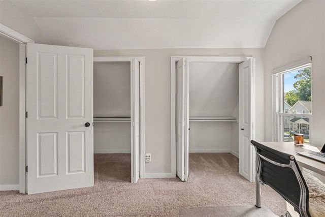 939 Sigsbee Street, Grand Rapids, MI 49506