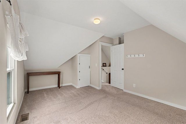 939 Sigsbee Street, Grand Rapids, MI 49506