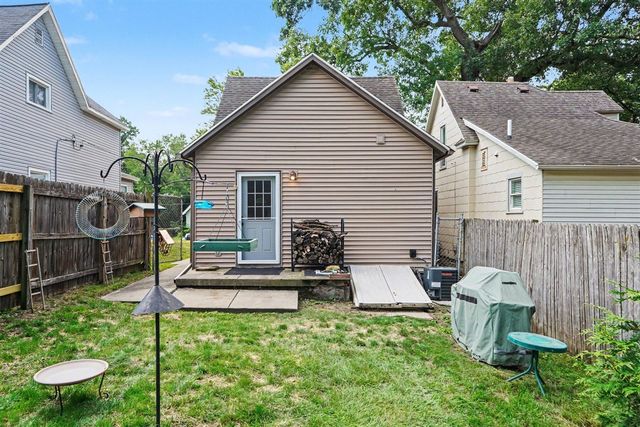 939 Sigsbee Street, Grand Rapids, MI 49506