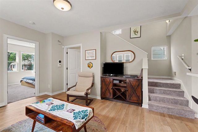 939 Sigsbee Street, Grand Rapids, MI 49506