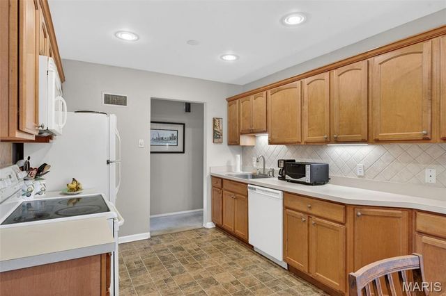 6 Seawood Court, Unincorporated, MO 63146