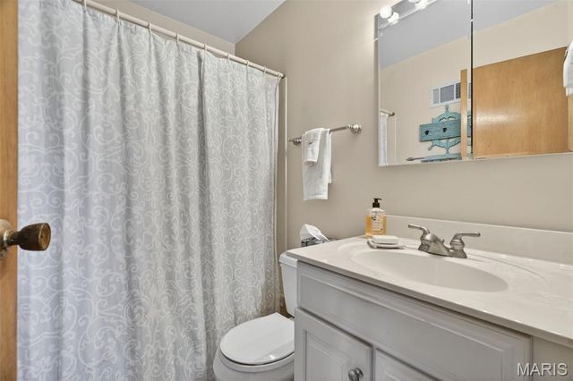 6 Seawood Court, Unincorporated, MO 63146