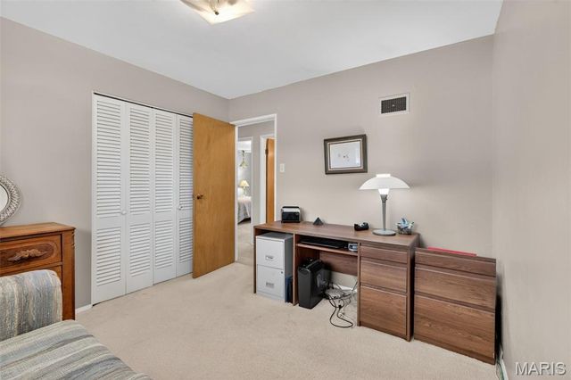 6 Seawood Court, Unincorporated, MO 63146