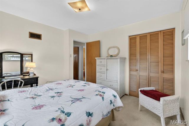 6 Seawood Court, Unincorporated, MO 63146