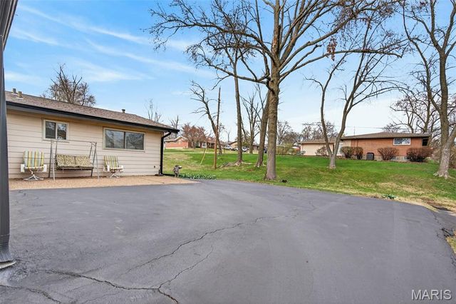 6 Seawood Court, Unincorporated, MO 63146