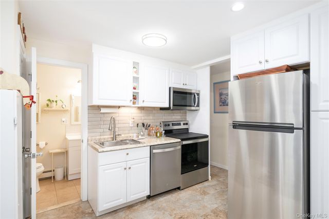 30 Ridgeview Avenue, Mahopac, NY 10541