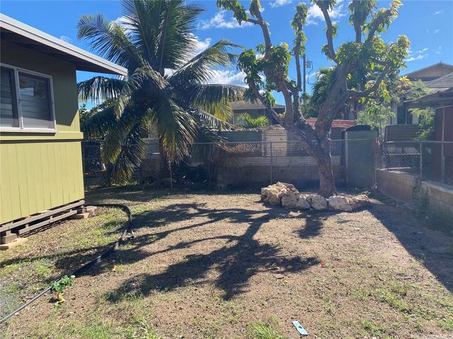87-125 Kakalena Street, Waianae, HI 96792