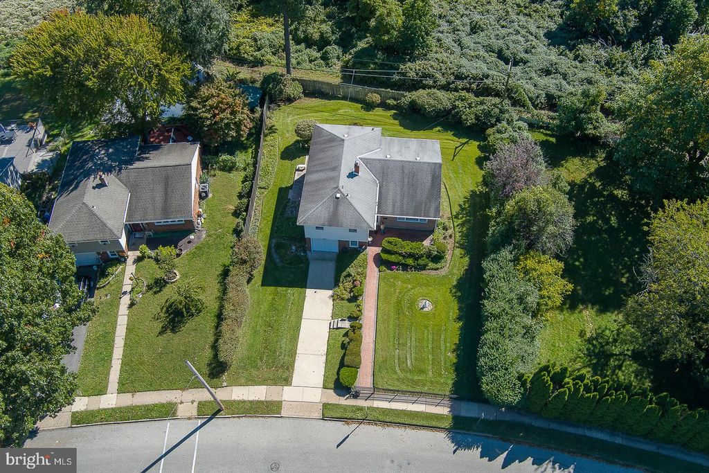 7639 N FRONT ST #, CHELTENHAM, PA 19012 — exterior
