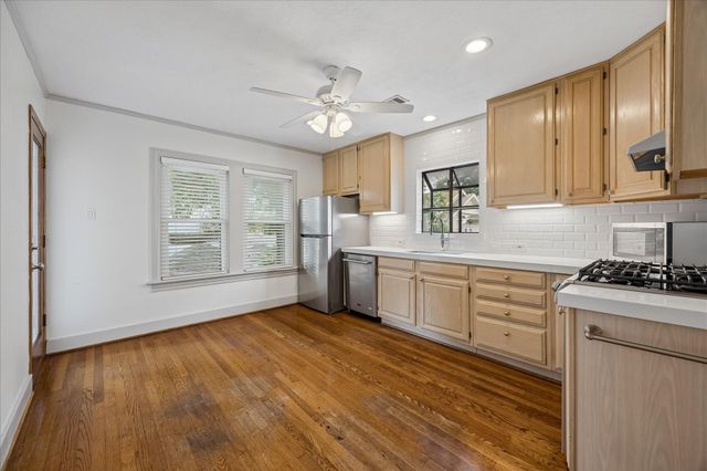 2324 Goldsmith Street B, Houston, TX 77030