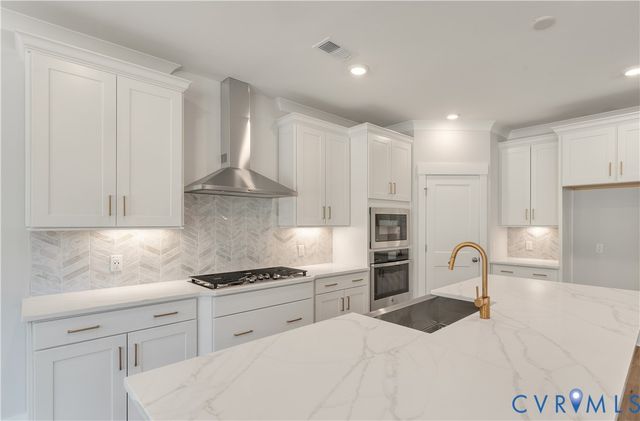 5758 Stingray Point Blvd, New Kent, VA 23124