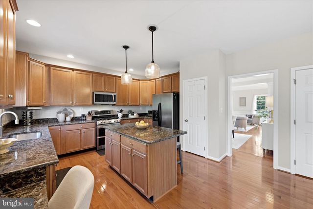 22806 OATLANDS GROVE PL, Ashburn, VA 20148