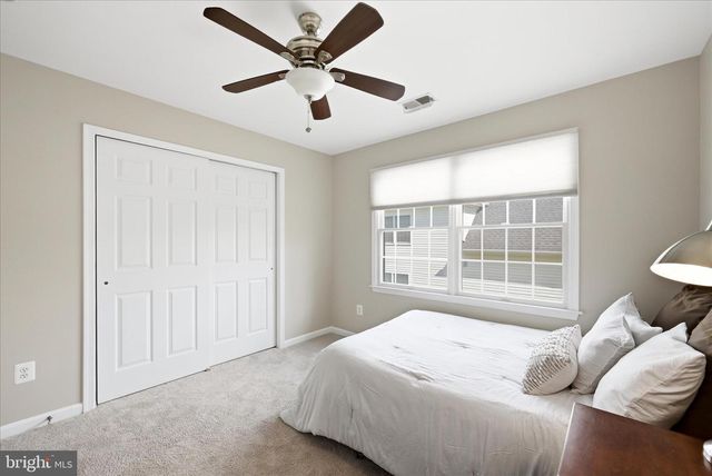 22806 OATLANDS GROVE PL, Ashburn, VA 20148