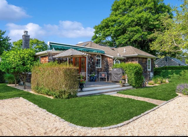 56 Lamb Avenue, Quogue, NY 11959