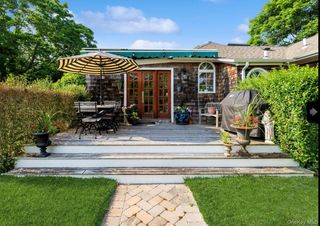 56 Lamb Avenue, Quogue, NY 11959