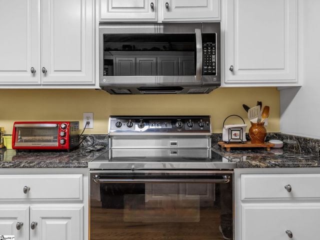 170 Oak Ridge Drive, Jonesville, SC 29353