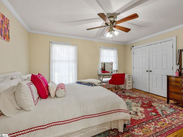 170 Oak Ridge Drive, Jonesville, SC 29353