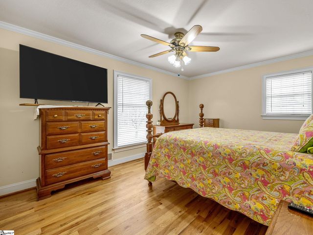 170 Oak Ridge Drive, Jonesville, SC 29353